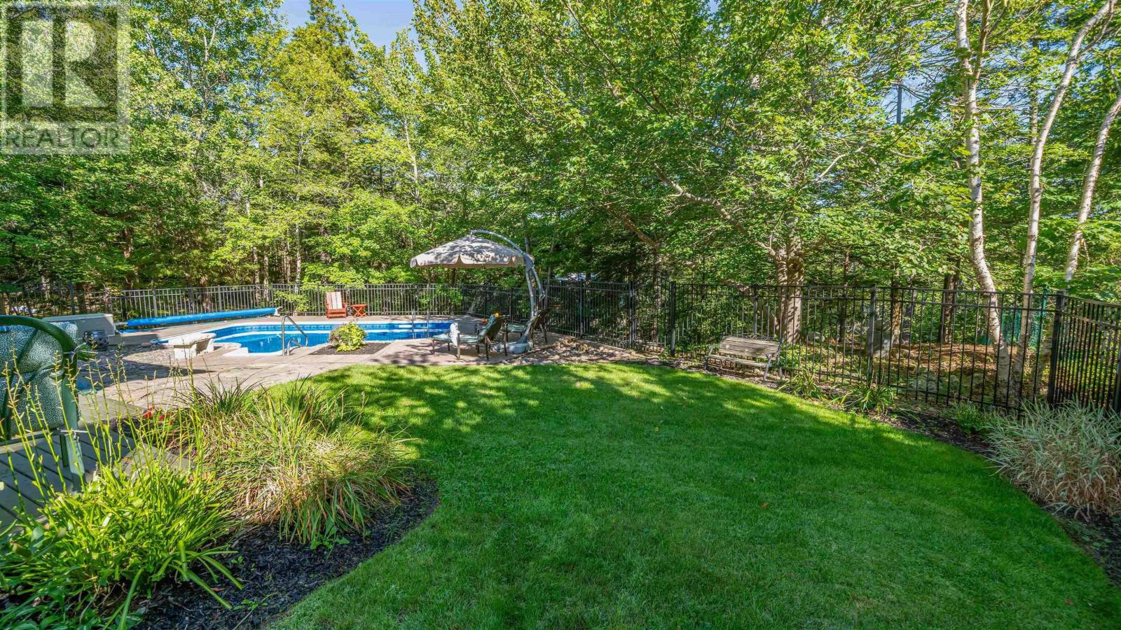 17 Oakley Avenue Property Photo 41