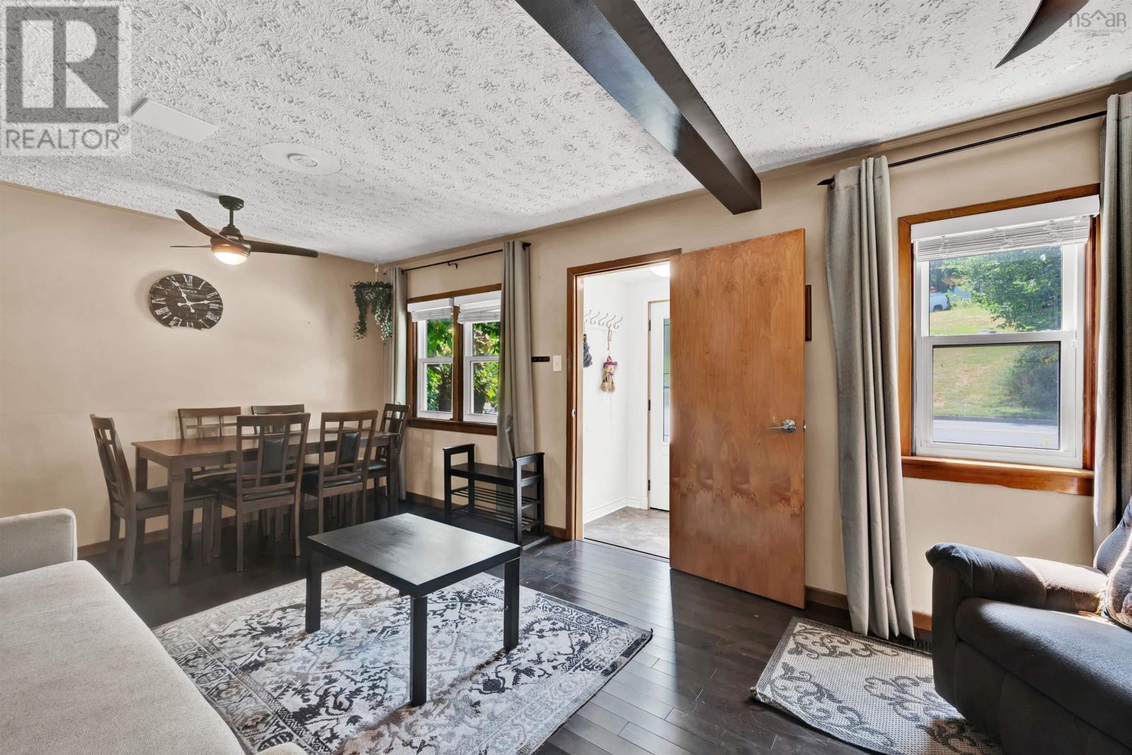 3709 Barrington Street Property Photo 8