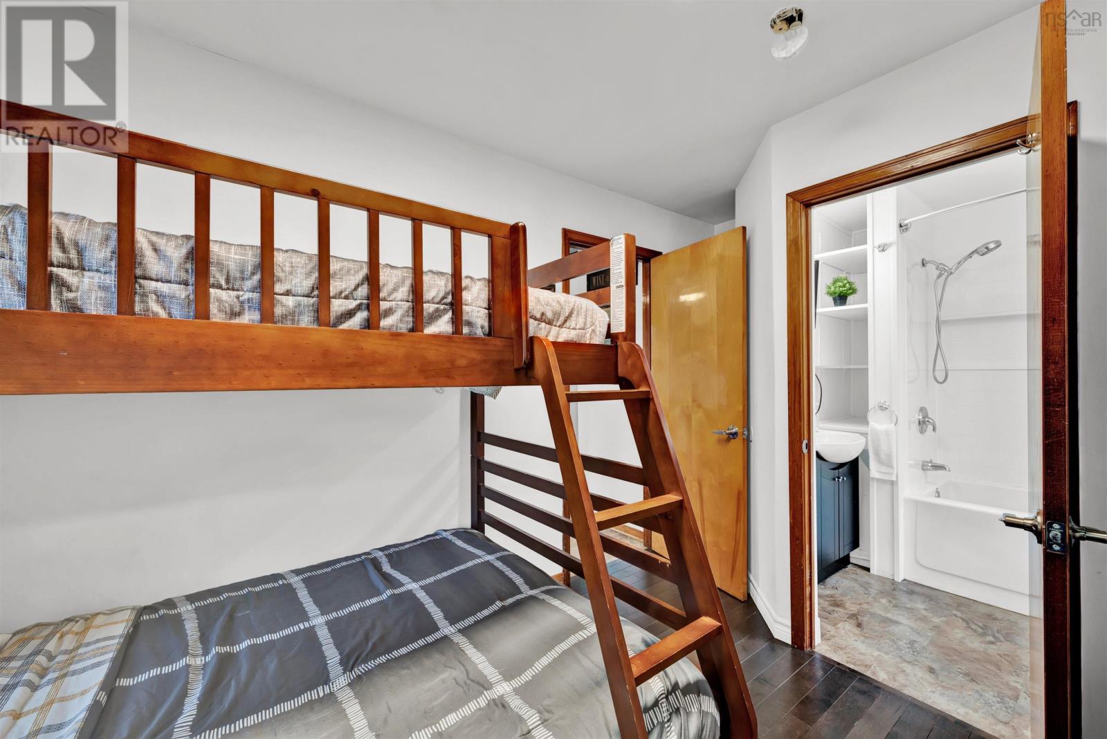 3709 Barrington Street Property Photo 12