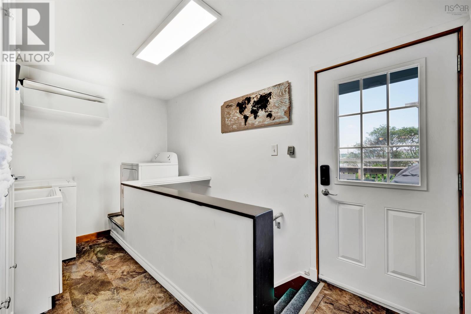 3709 Barrington Street Property Photo 18