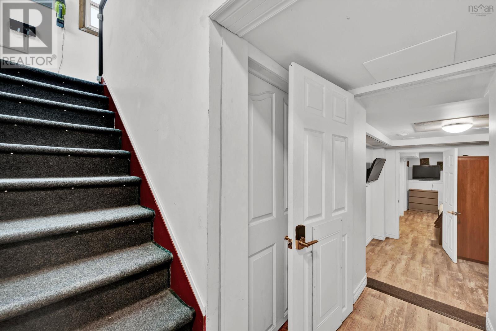 3709 Barrington Street Property Photo 19