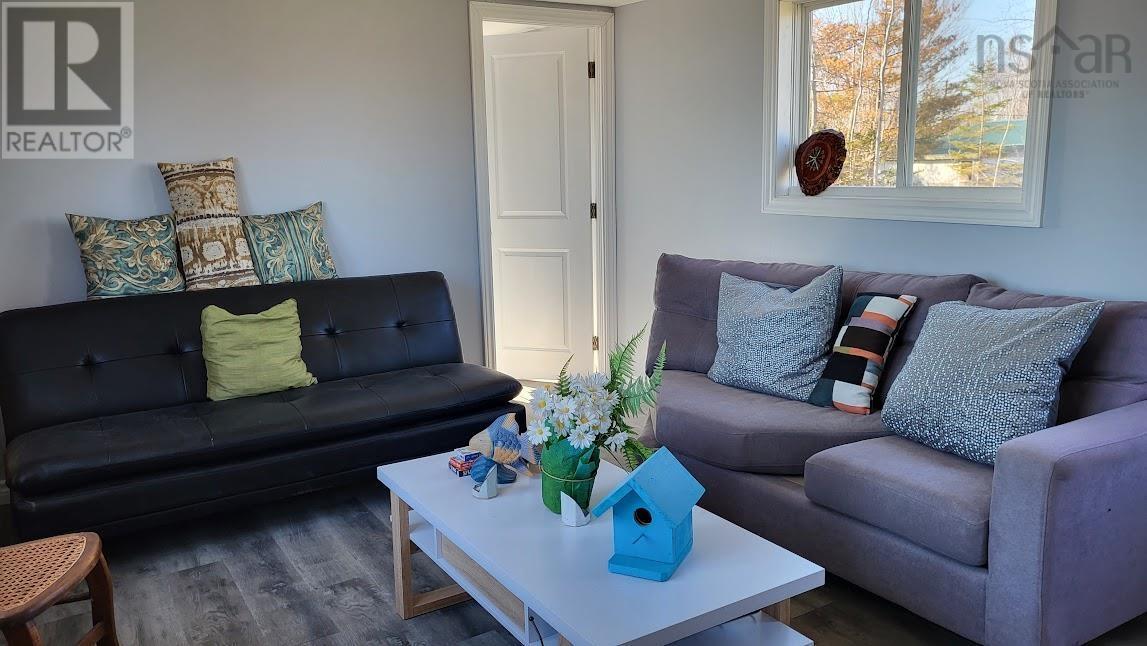 124 Red Cliff Drive Property Photo 10