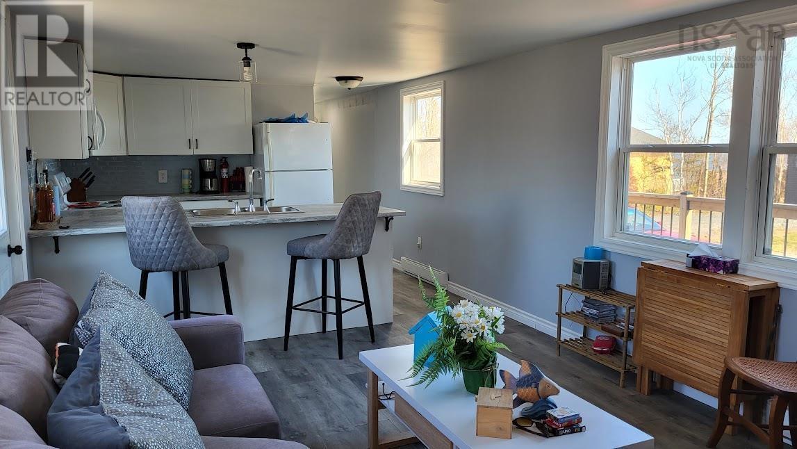 124 Red Cliff Drive Property Photo 11