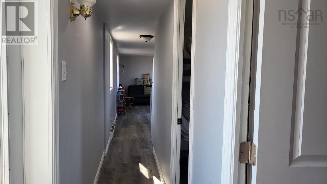 124 Red Cliff Drive Property Photo 12