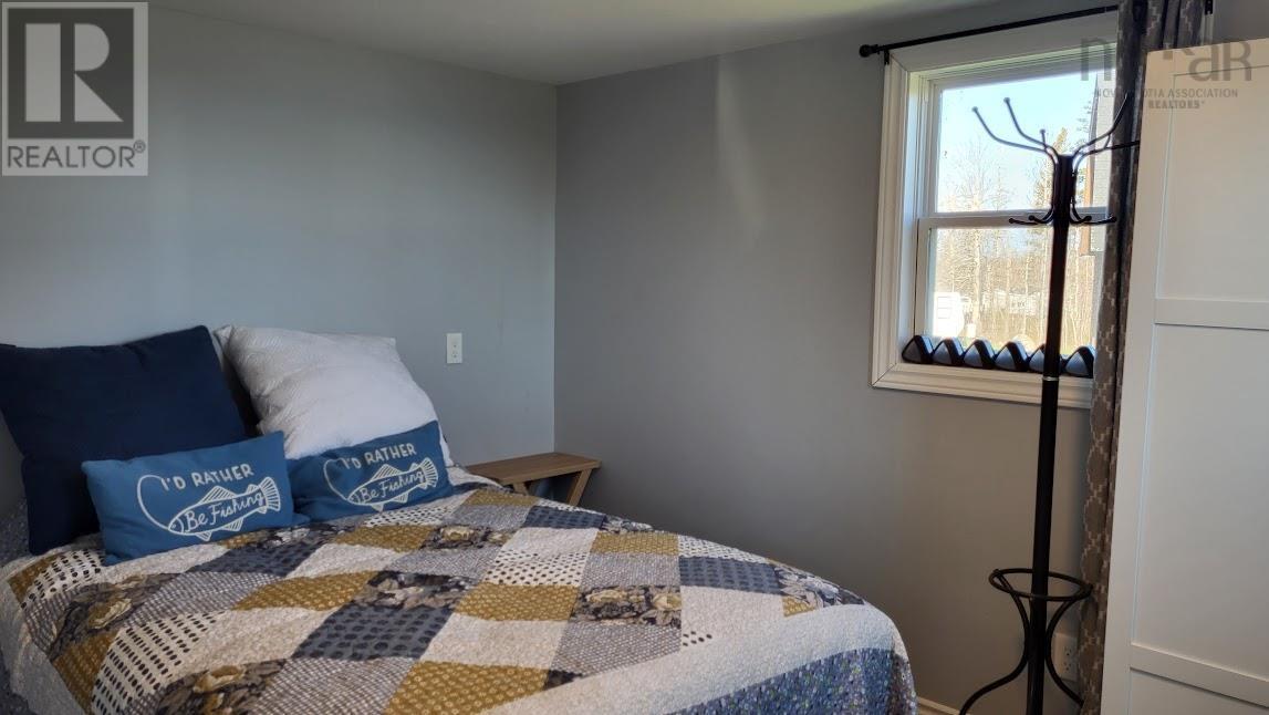 124 Red Cliff Drive Property Photo 13