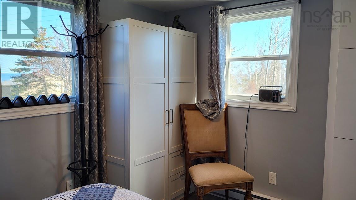 124 Red Cliff Drive Property Photo 15