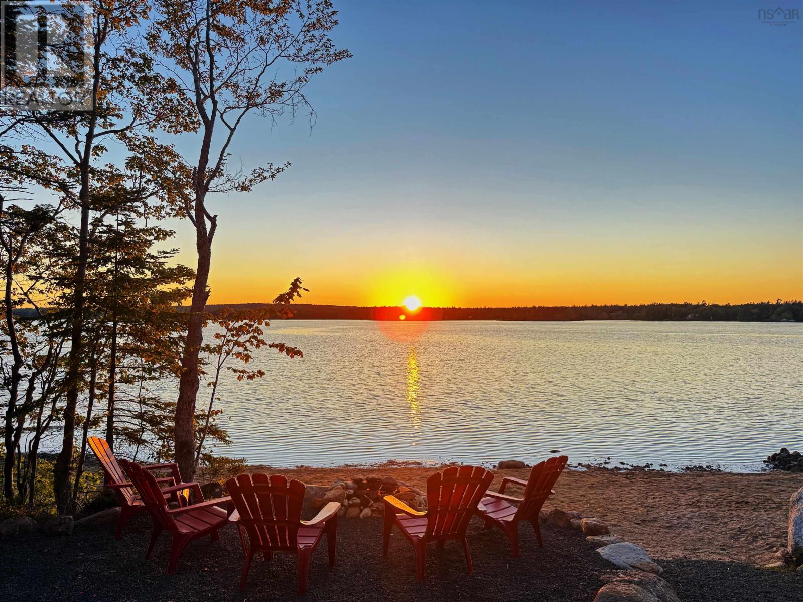 4035 Sissiboo Road Property Photo 10