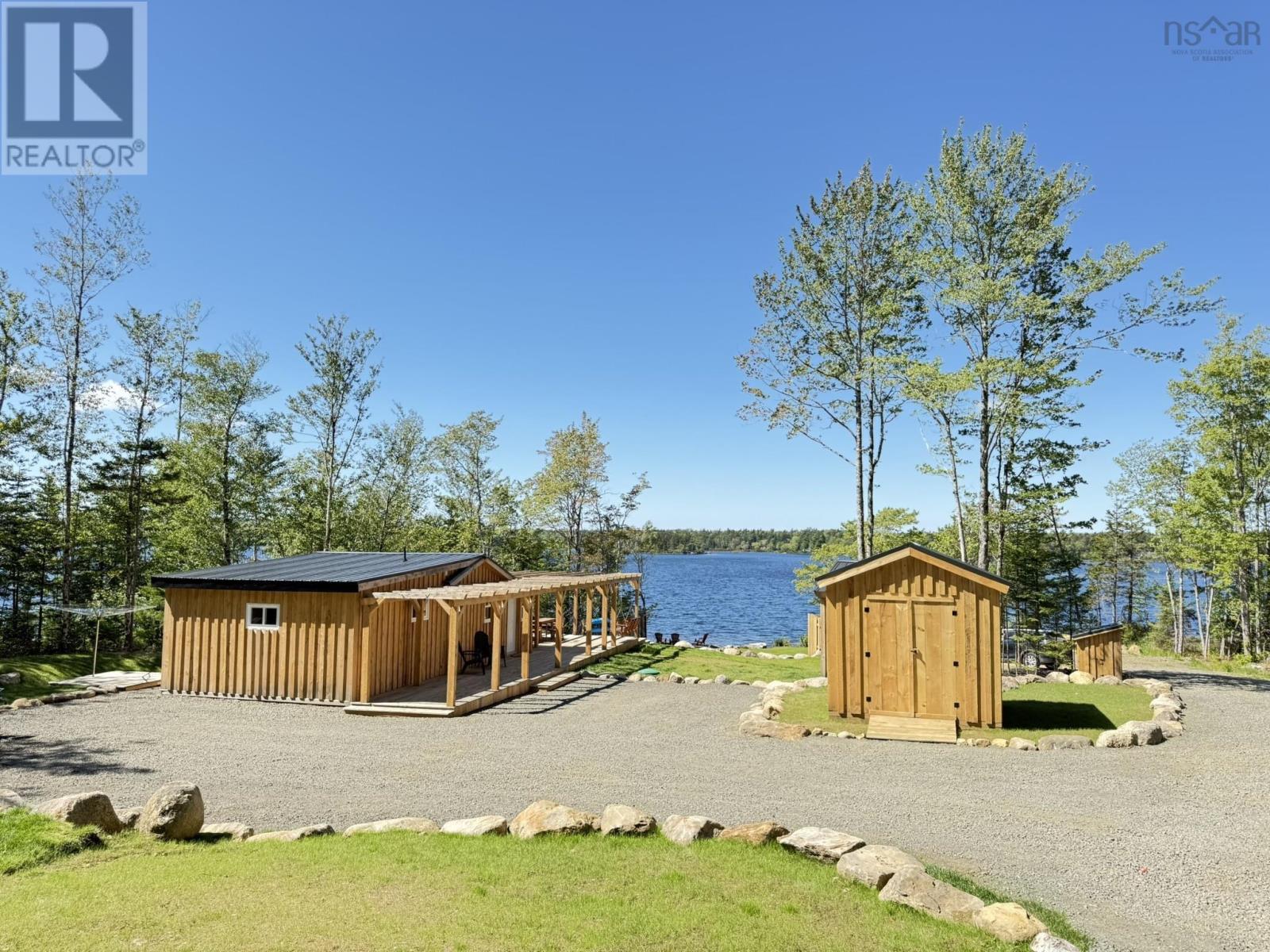 4035 Sissiboo Road Property Photo 14