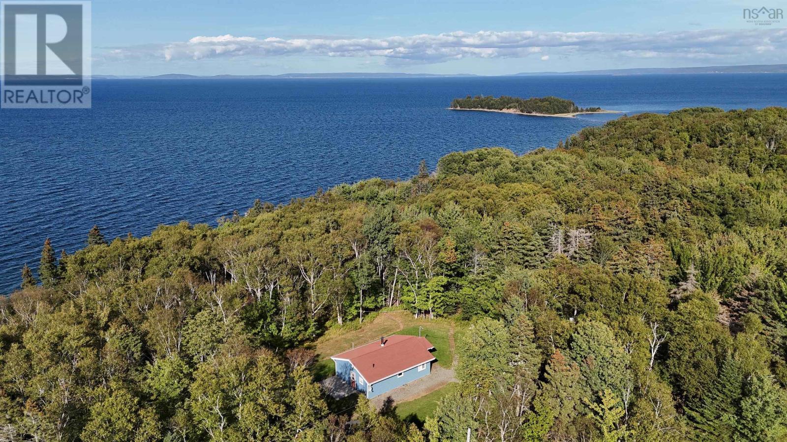 5735 West Bay Rd Property Photo 1