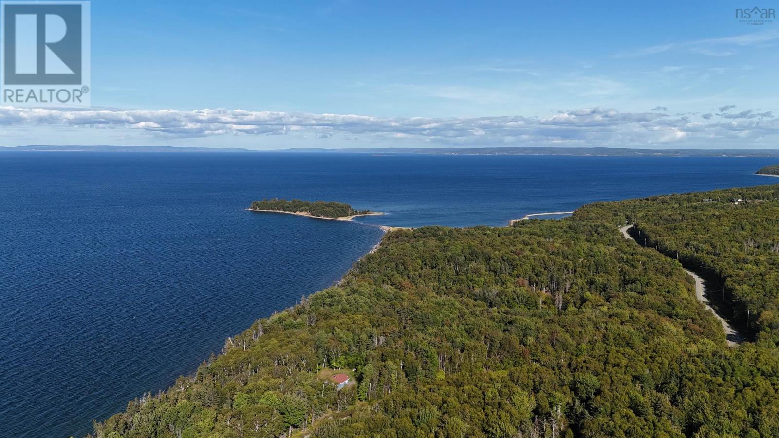 5735 West Bay Rd Property Photo 13