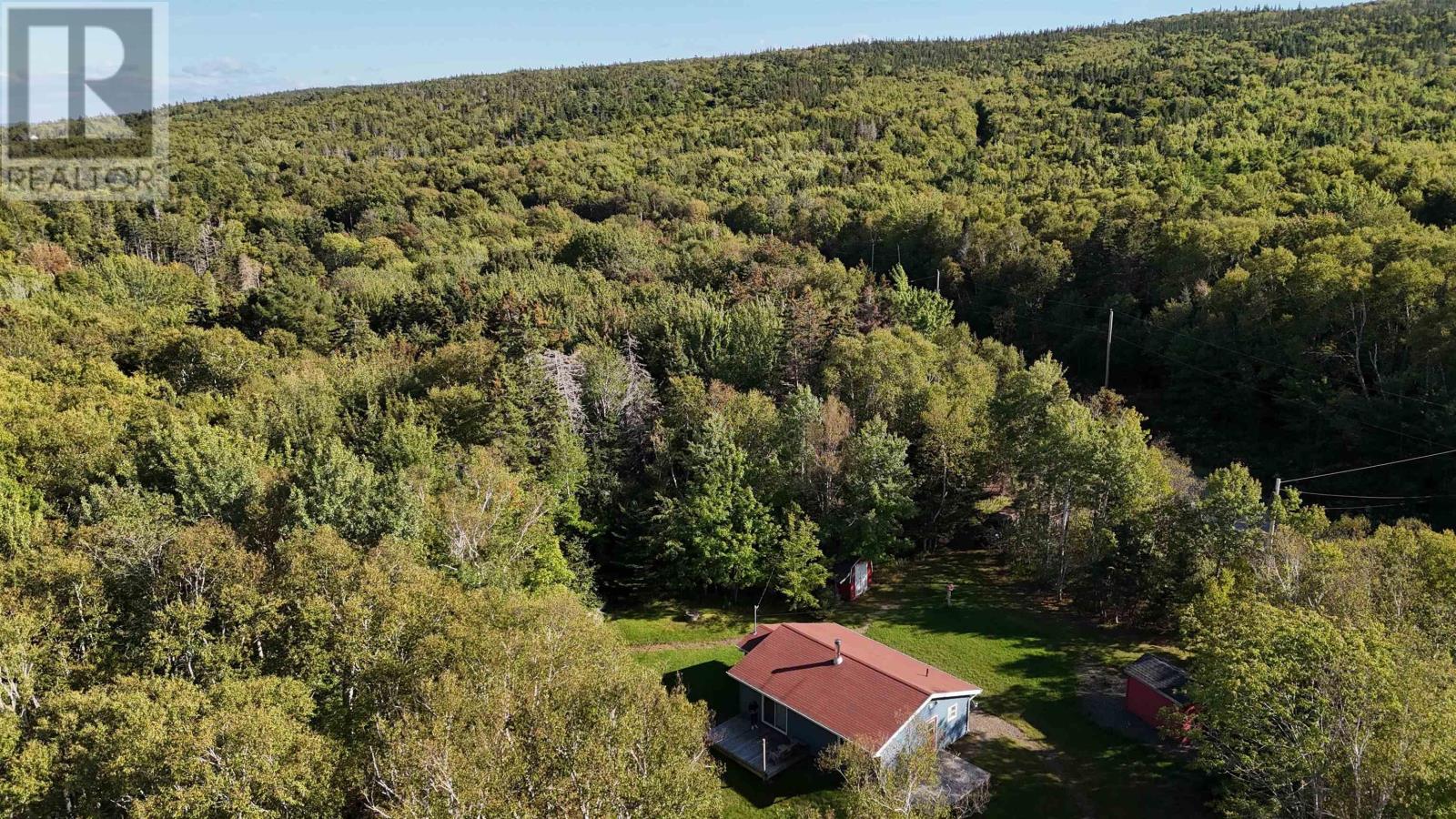 5735 West Bay Rd Property Photo 17