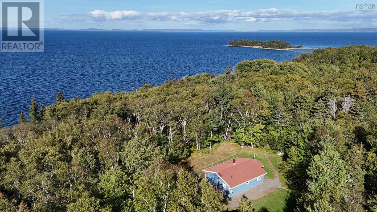 5735 West Bay Rd Property Photo 20