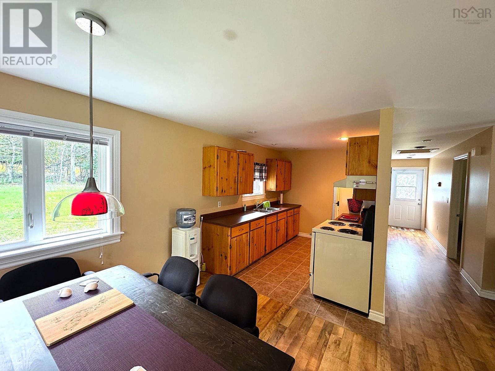 5735 West Bay Rd Property Photo 40