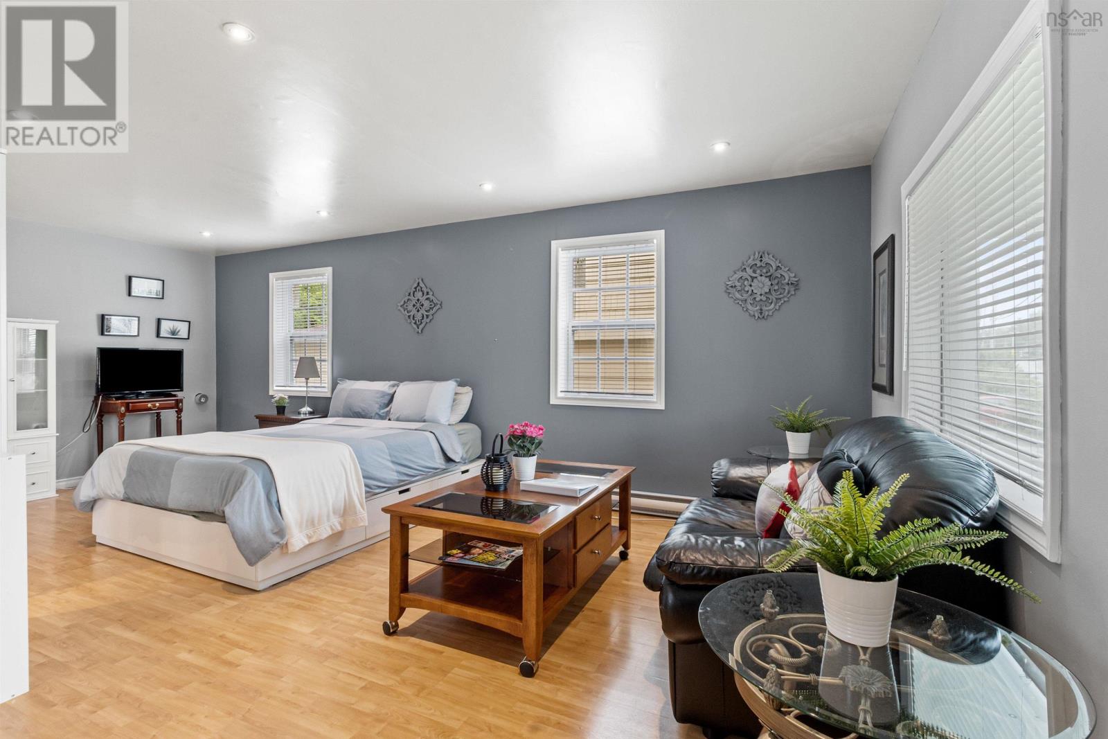 1596 St. Margaret's Bay Road Property Photo 6