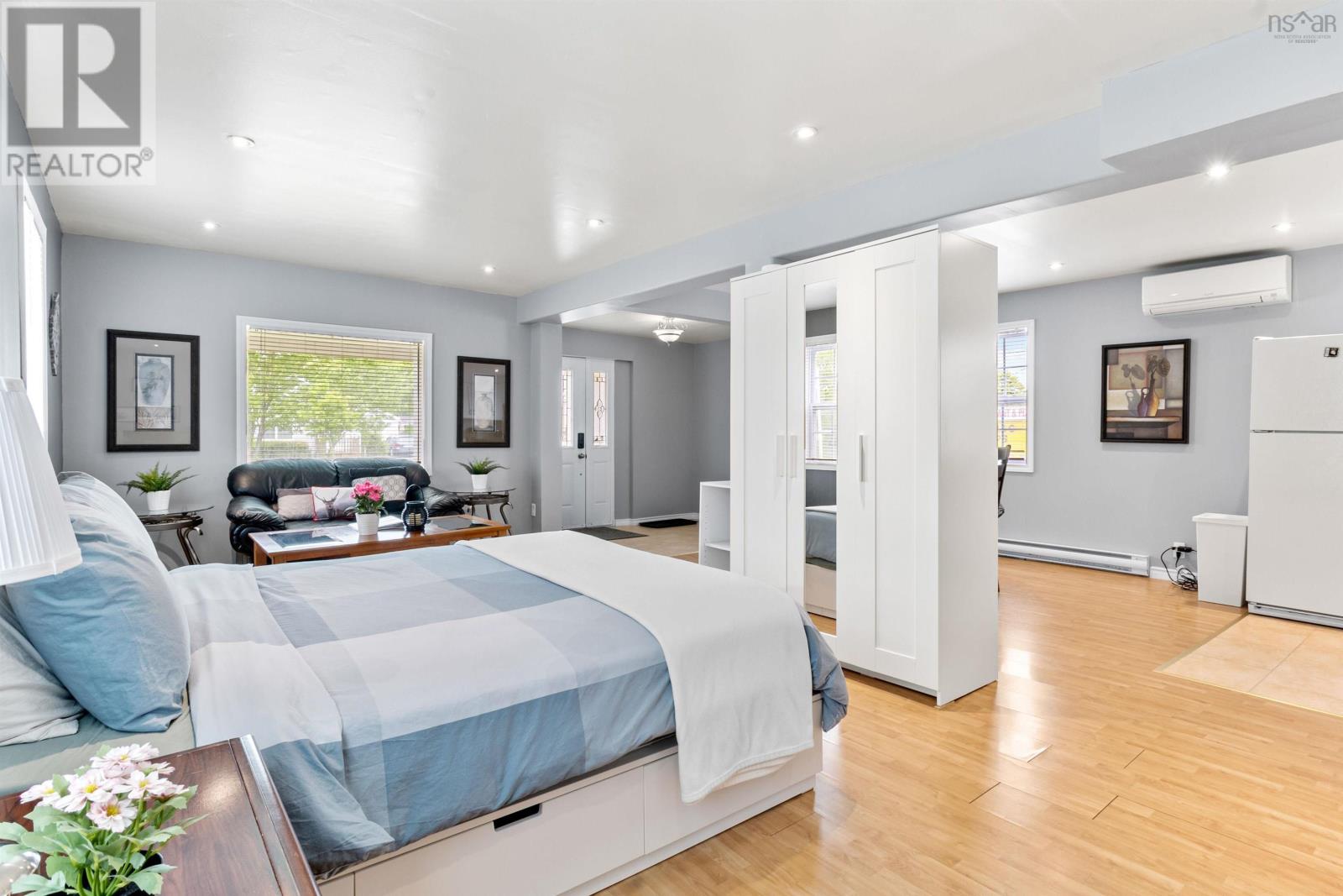 1596 St. Margaret's Bay Road Property Photo 7