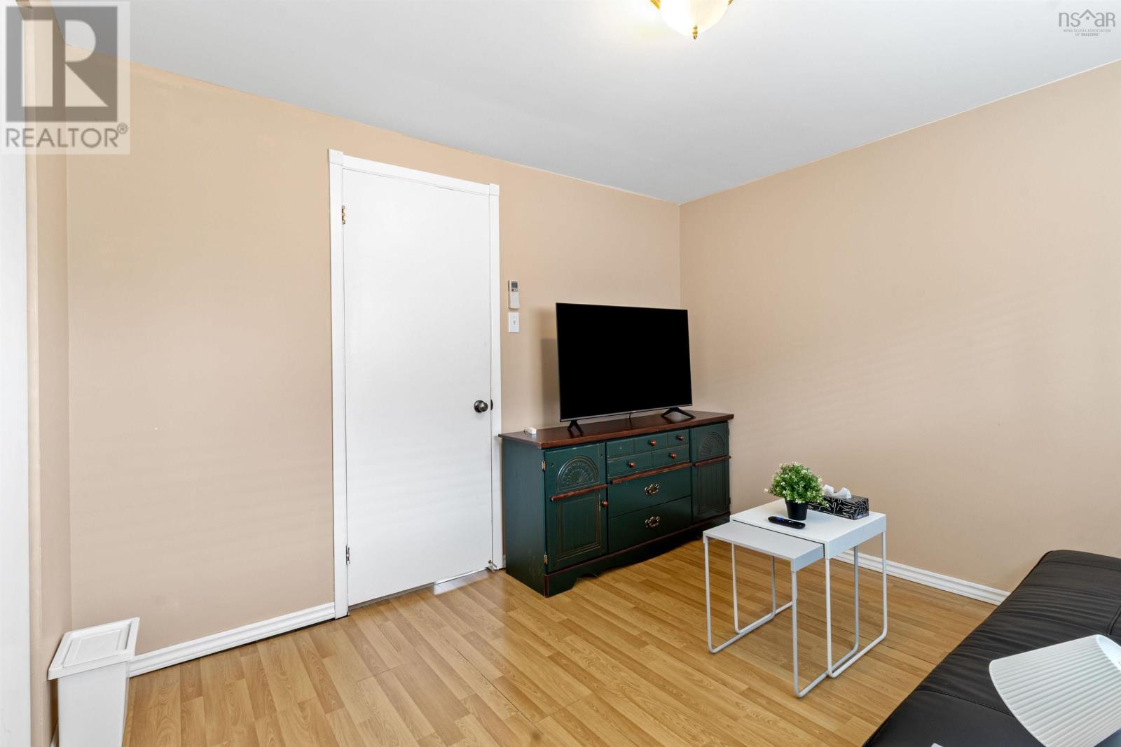 1596 St. Margaret's Bay Road Property Photo 27