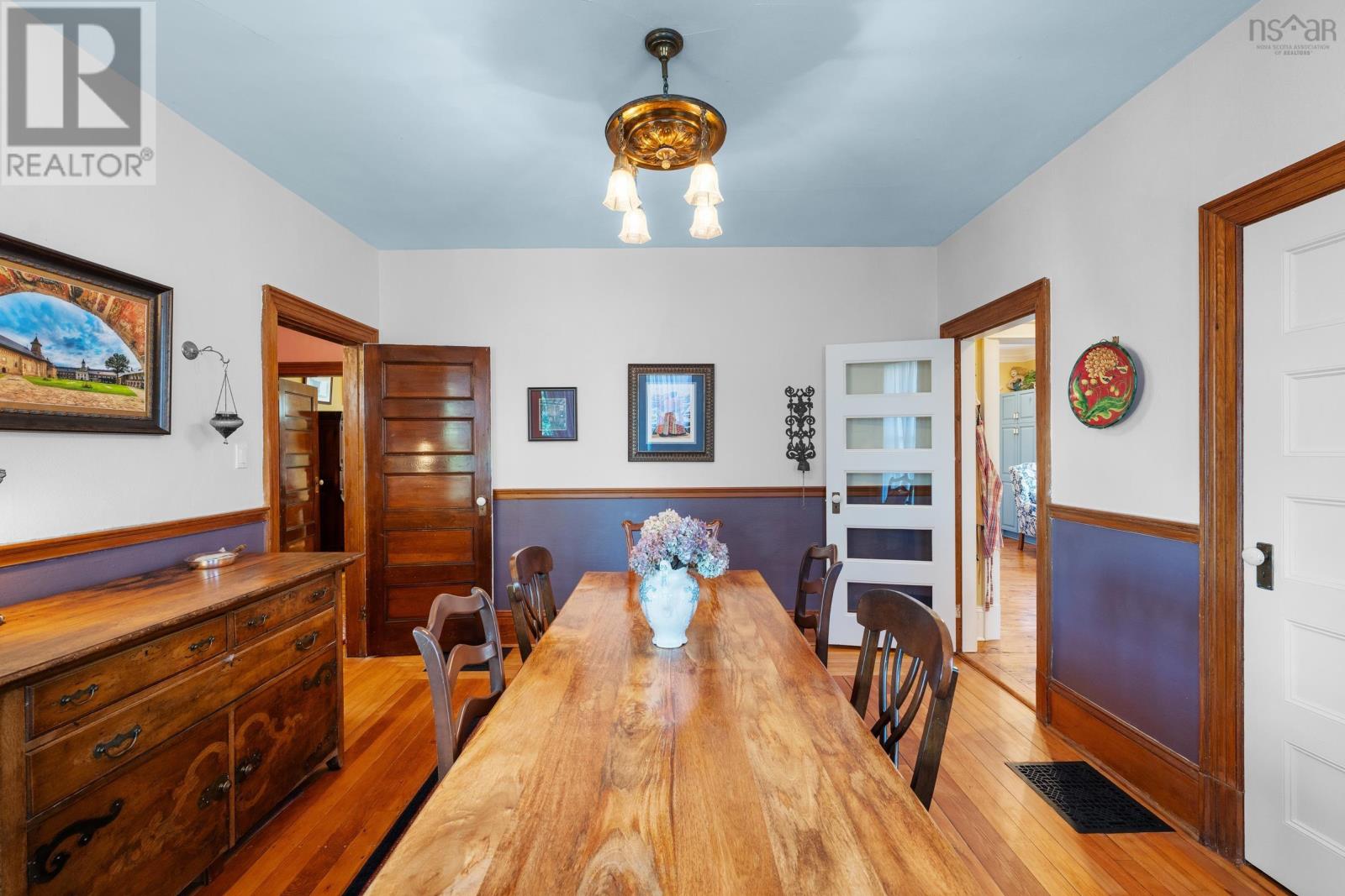 95 First Avenue Property Photo 12