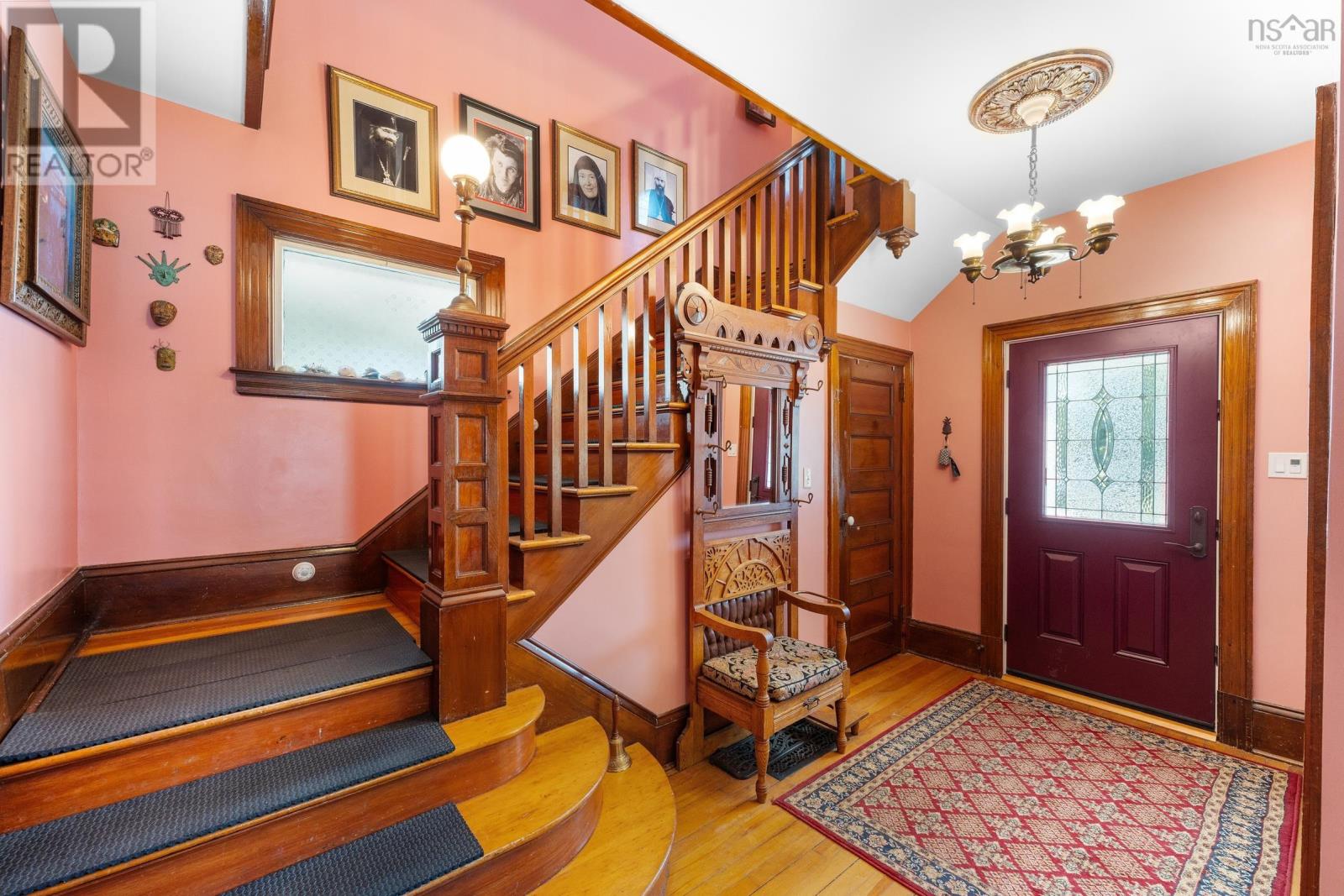 95 First Avenue Property Photo 22