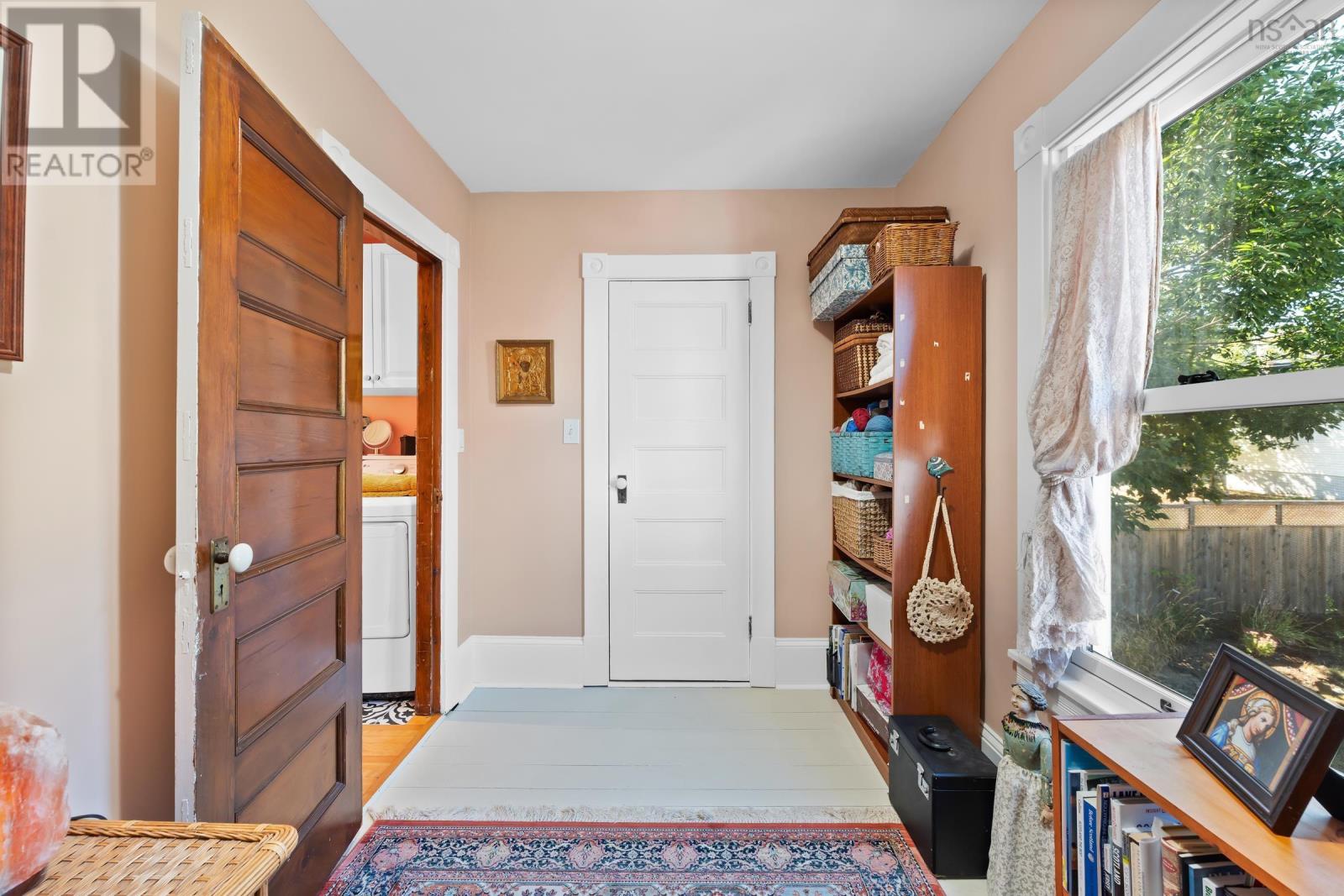 95 First Avenue Property Photo 32