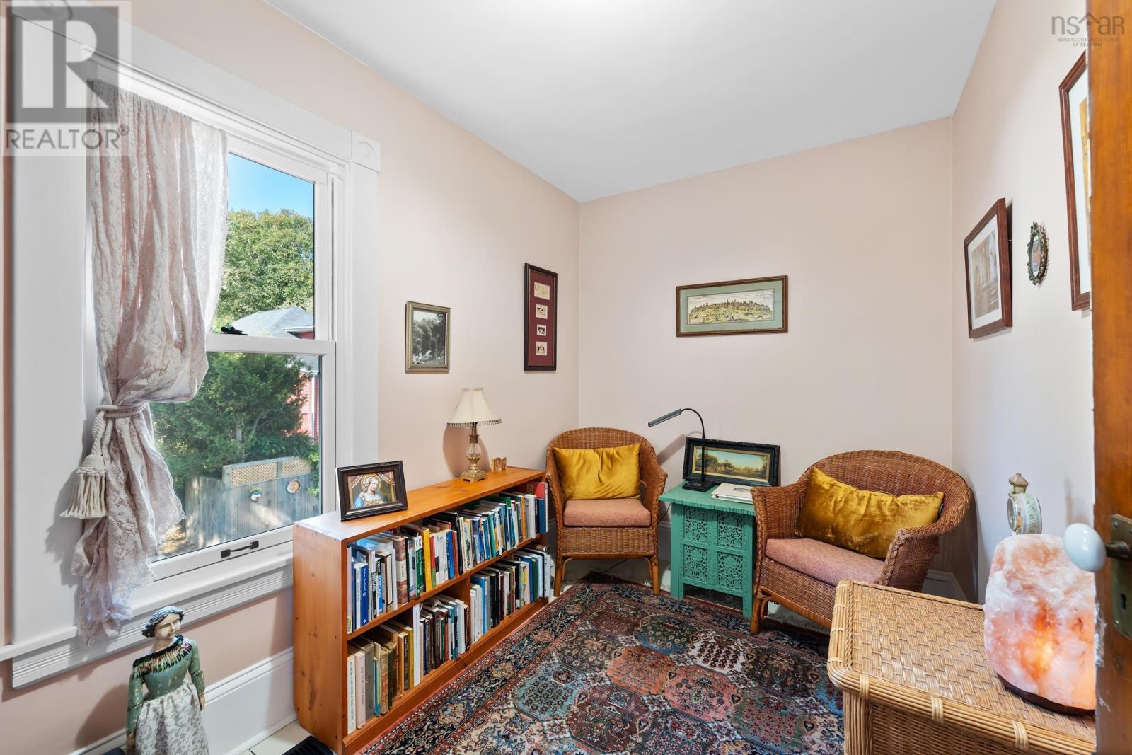 95 First Avenue Property Photo 33