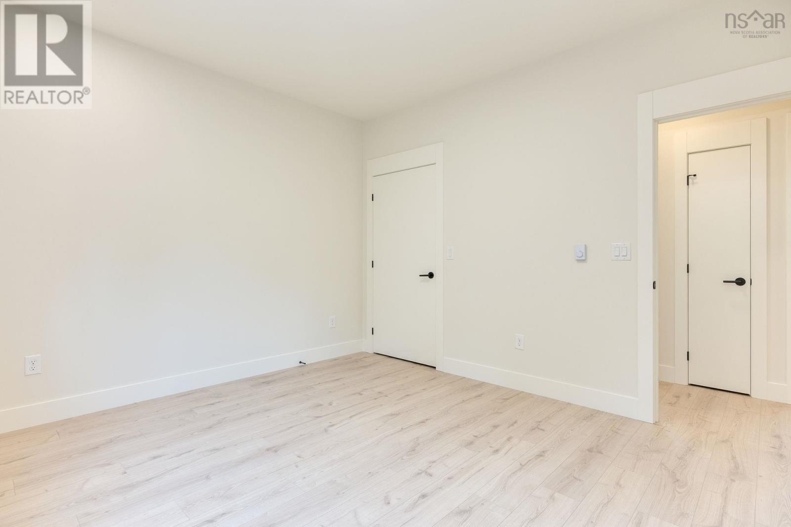 310 Zaffre Drive #5014 Property Photo 17