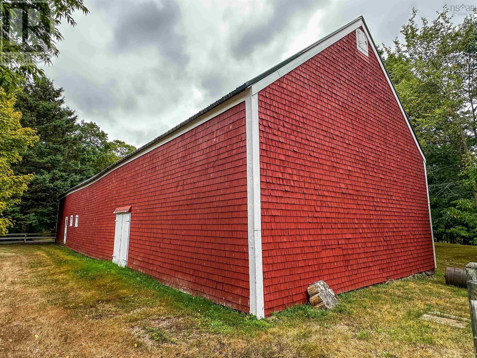 35 Shaw Road Property Photo 44