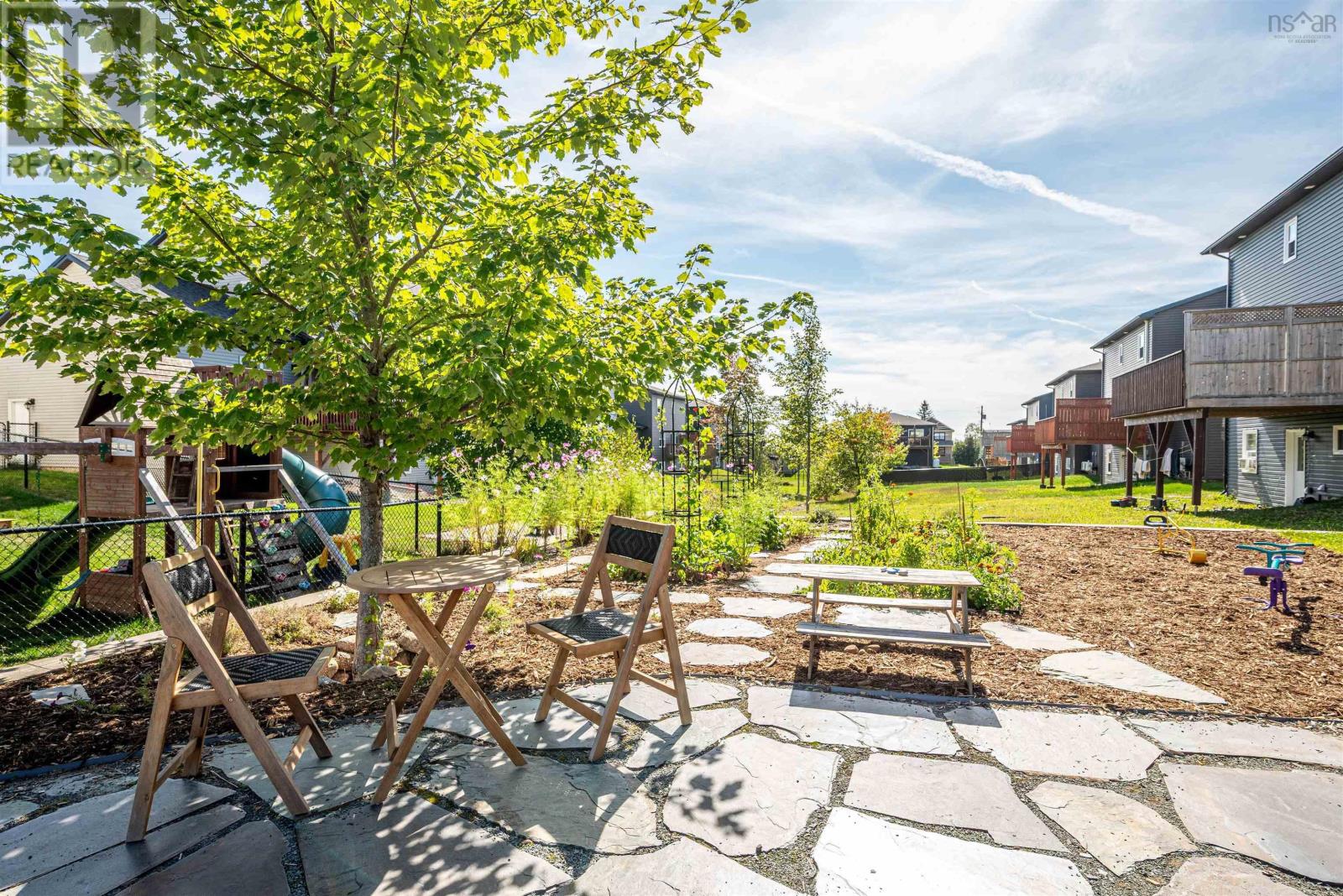 129 Hamilton Drive Property Photo 2