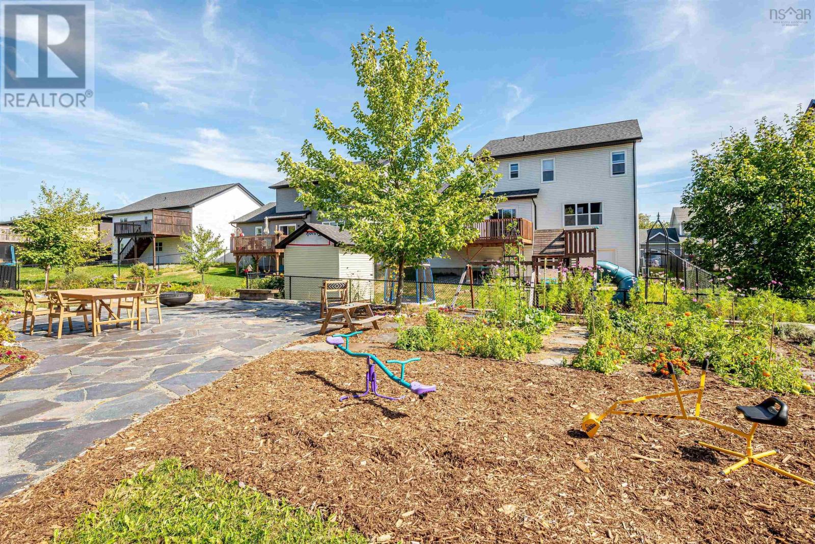 129 Hamilton Drive Property Photo 4