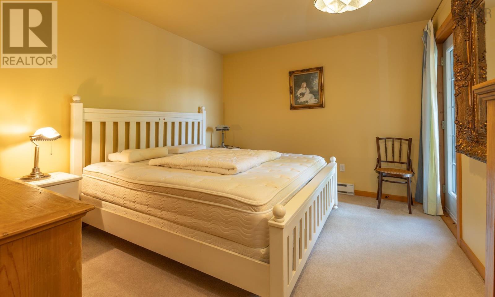 240 Pine Prince Drive Property Photo 23