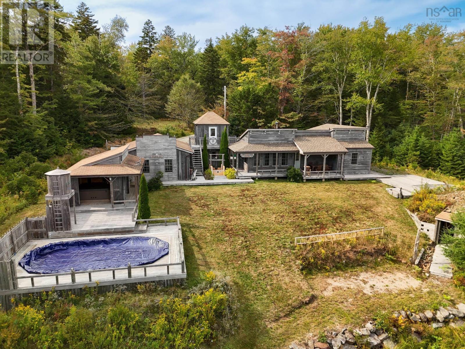 240 Pine Prince Drive Property Photo 32