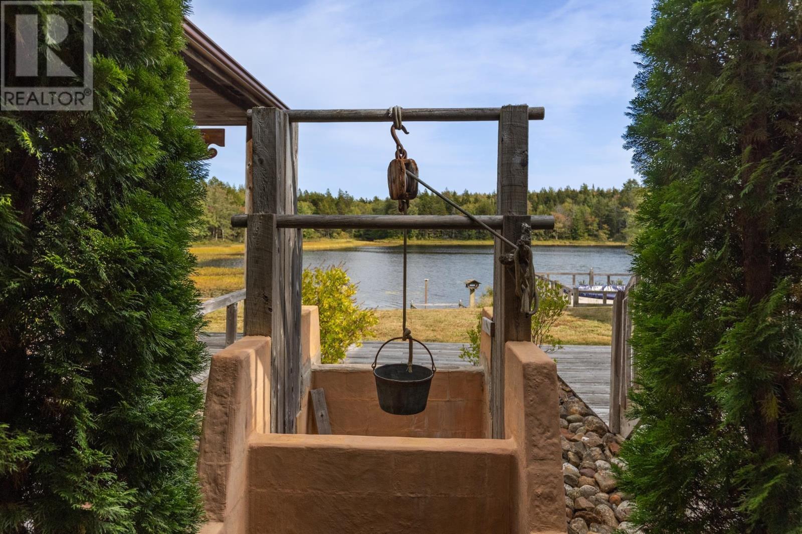 240 Pine Prince Drive Property Photo 40