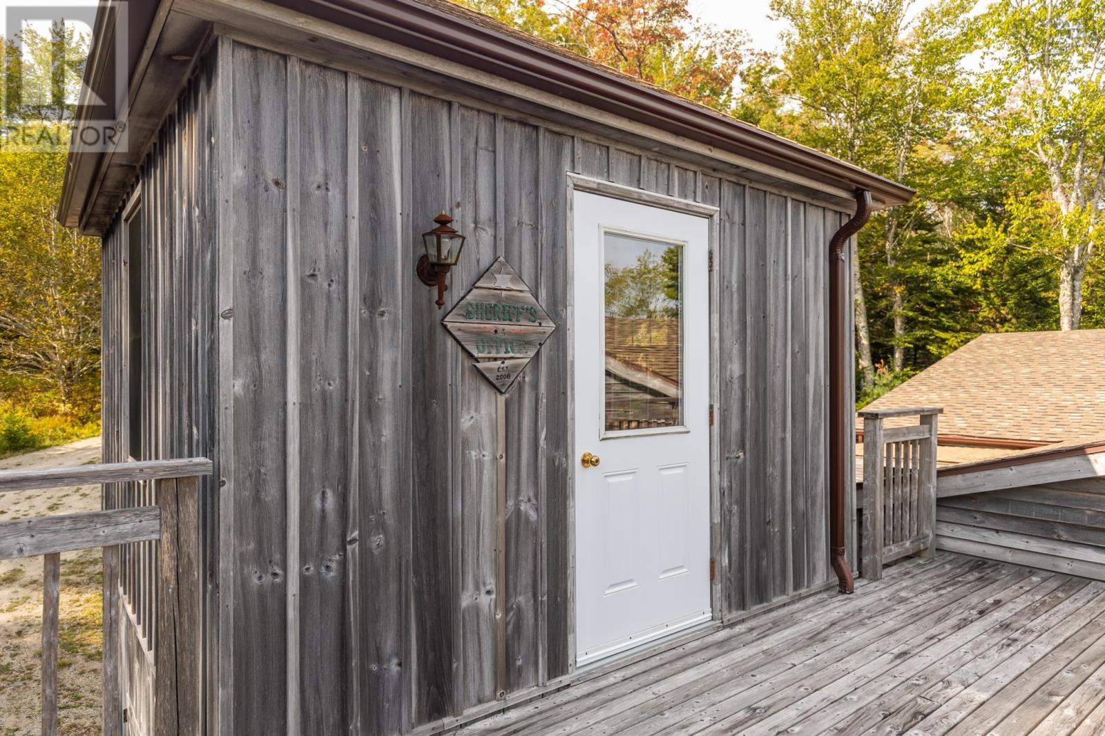 240 Pine Prince Drive Property Photo 41