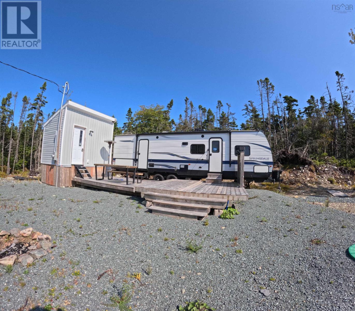 1985 Ostrea Lake Road Property Photo 1