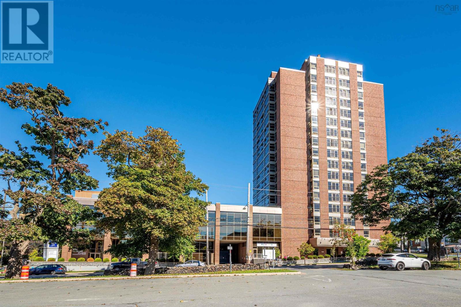 1601 6369 Coburg Road Property Photo 1