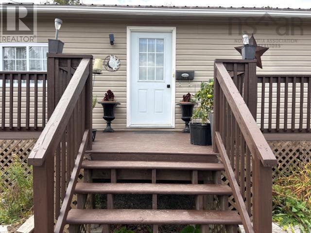 4757 Northfield Road Property Photo 5