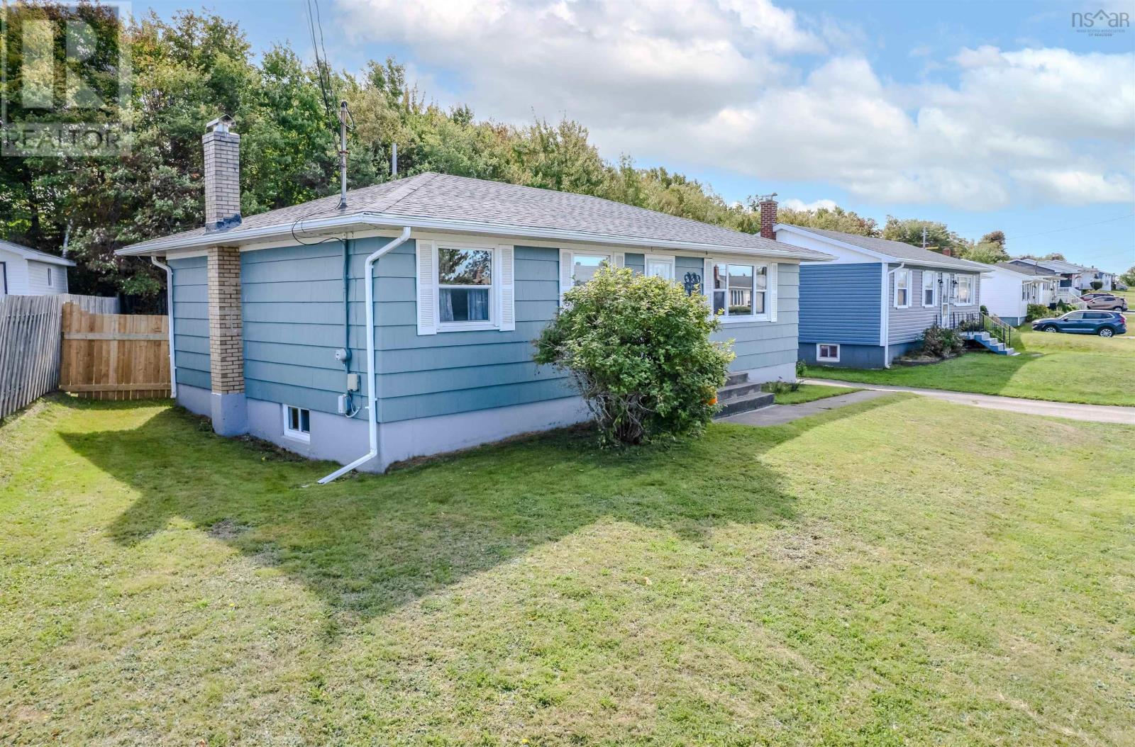 28 Ranna Drive Property Photo 3