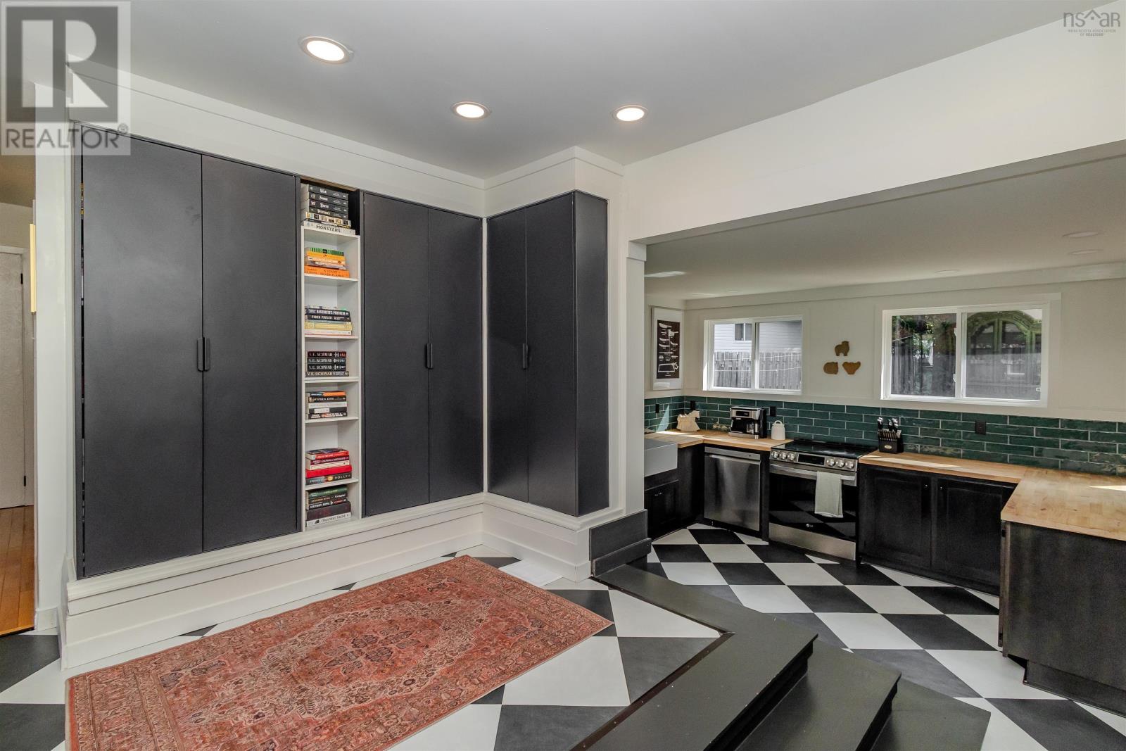 28 Ranna Drive Property Photo 15