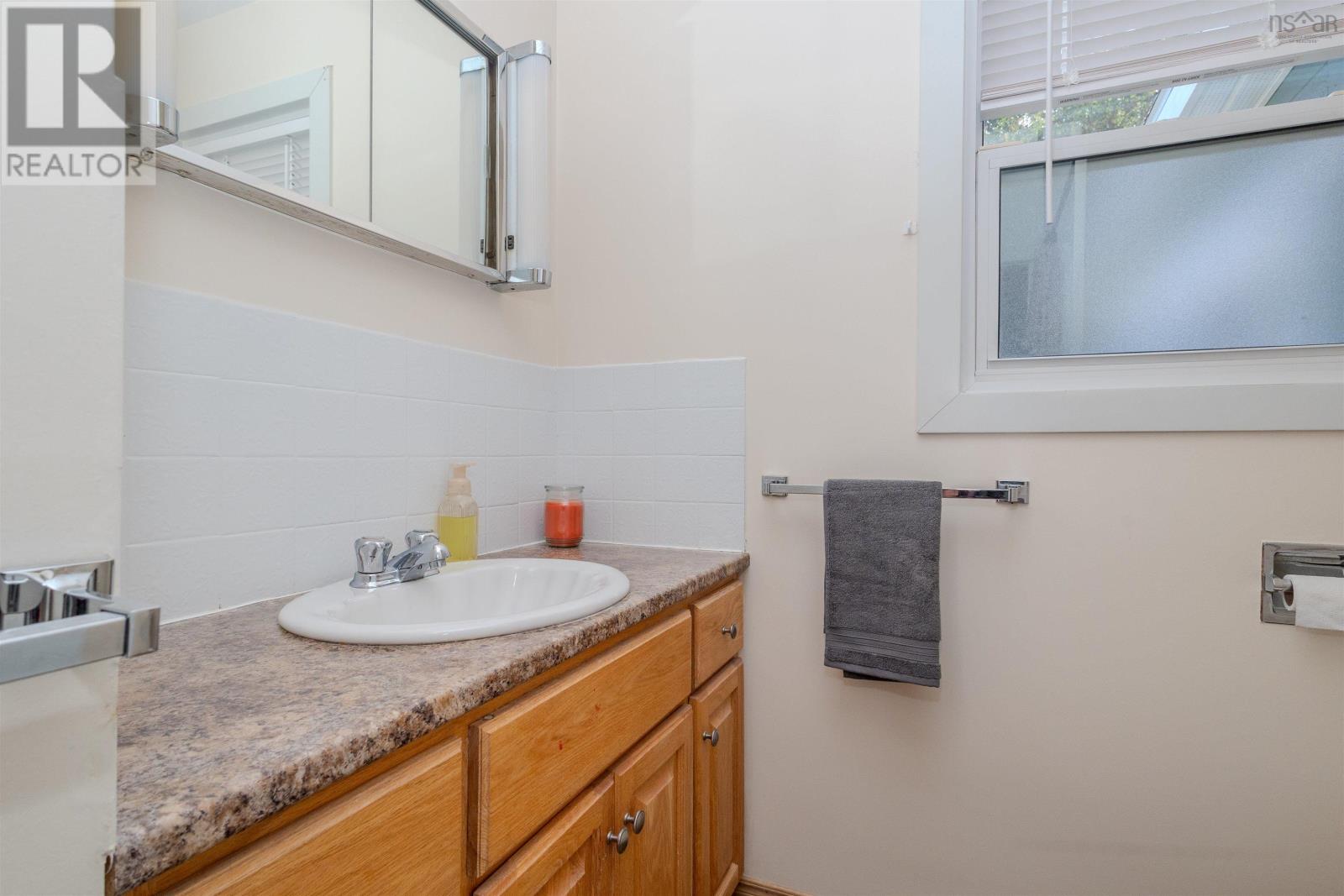 28 Ranna Drive Property Photo 29