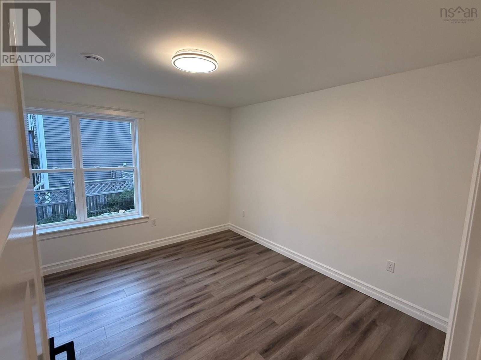 475 Glen Allan Drive Property Photo 5