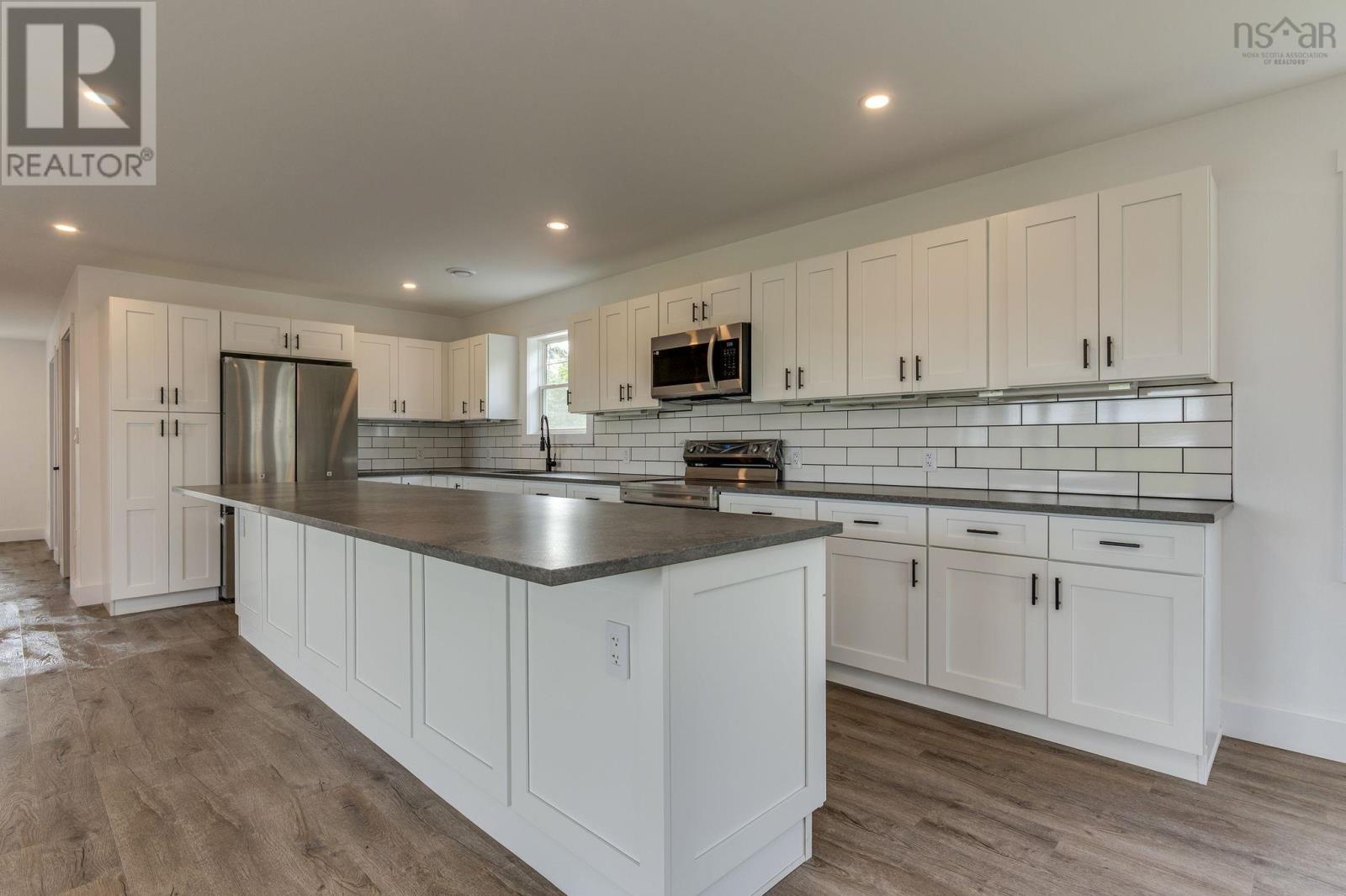 4606 Clam Harbour Road Property Photo 9