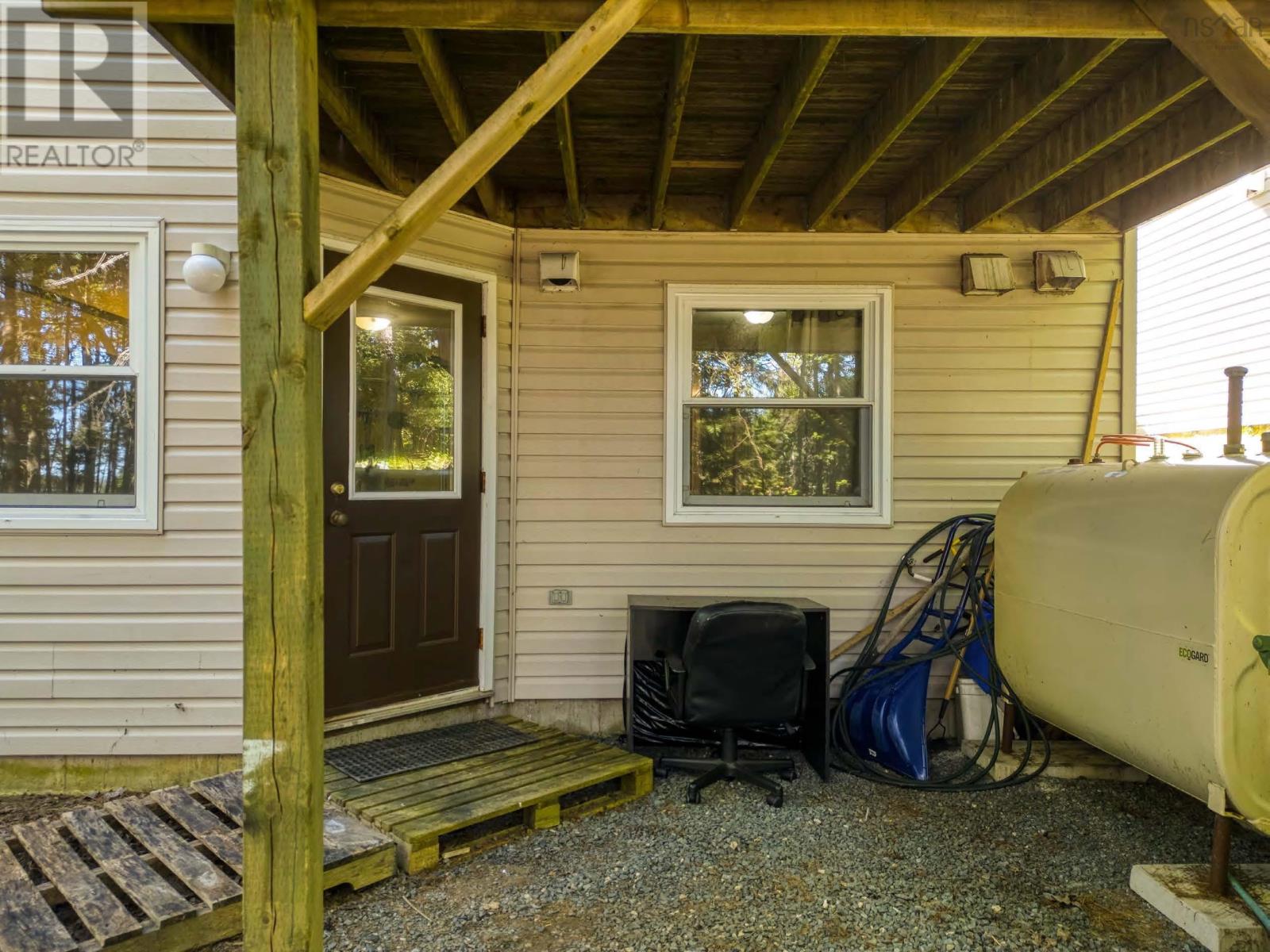 77 Amin Street Property Photo 41