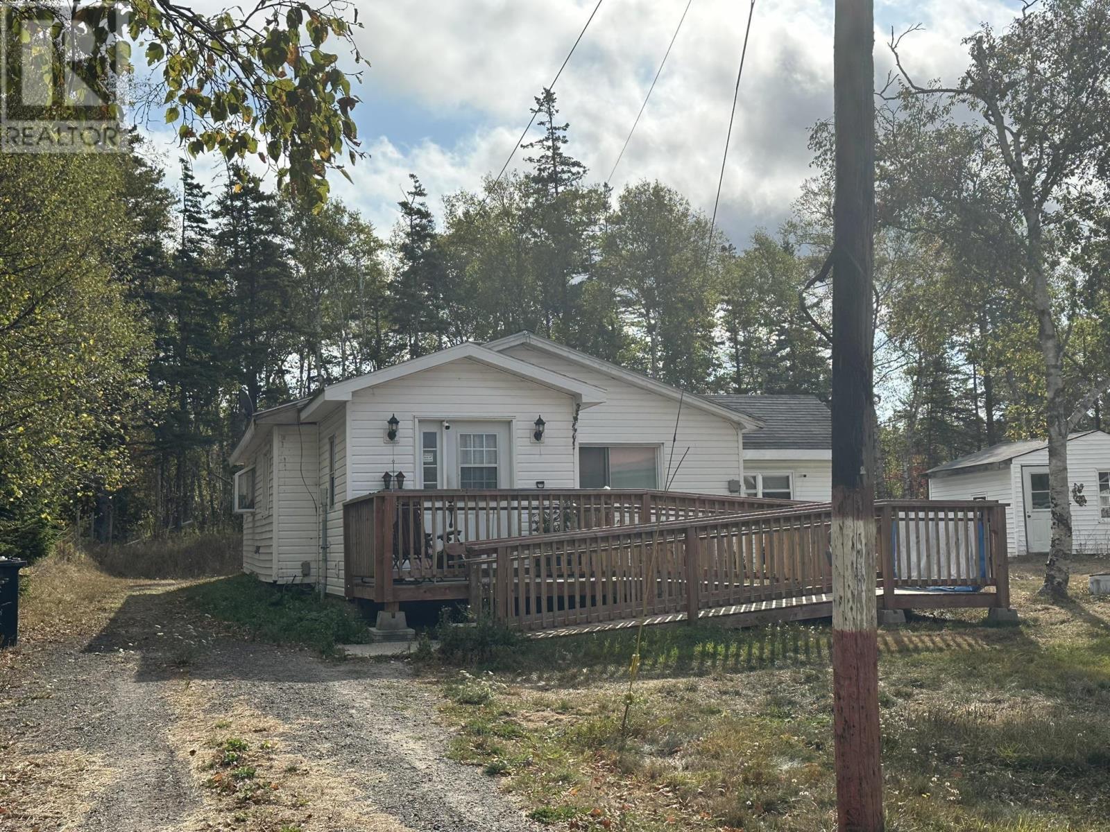 2558 Highway 362 Property Photo 13