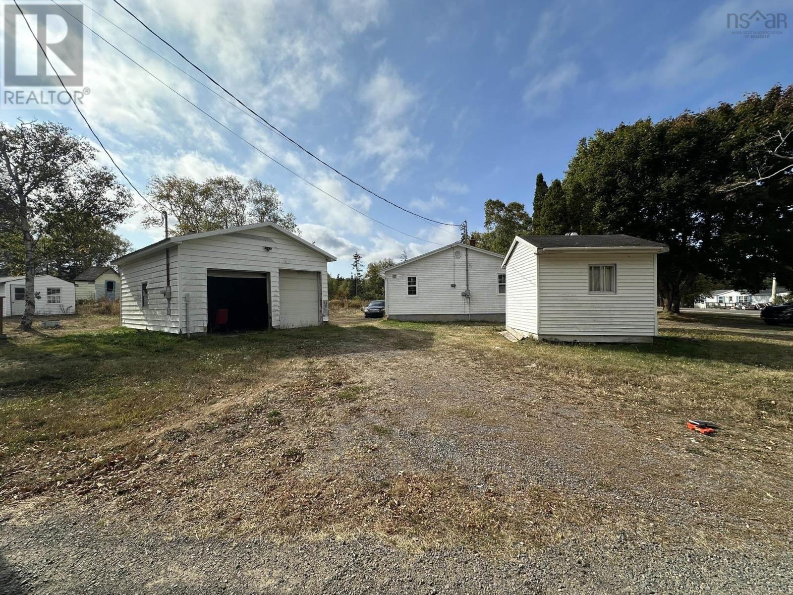 2558 Highway 362 Property Photo 14