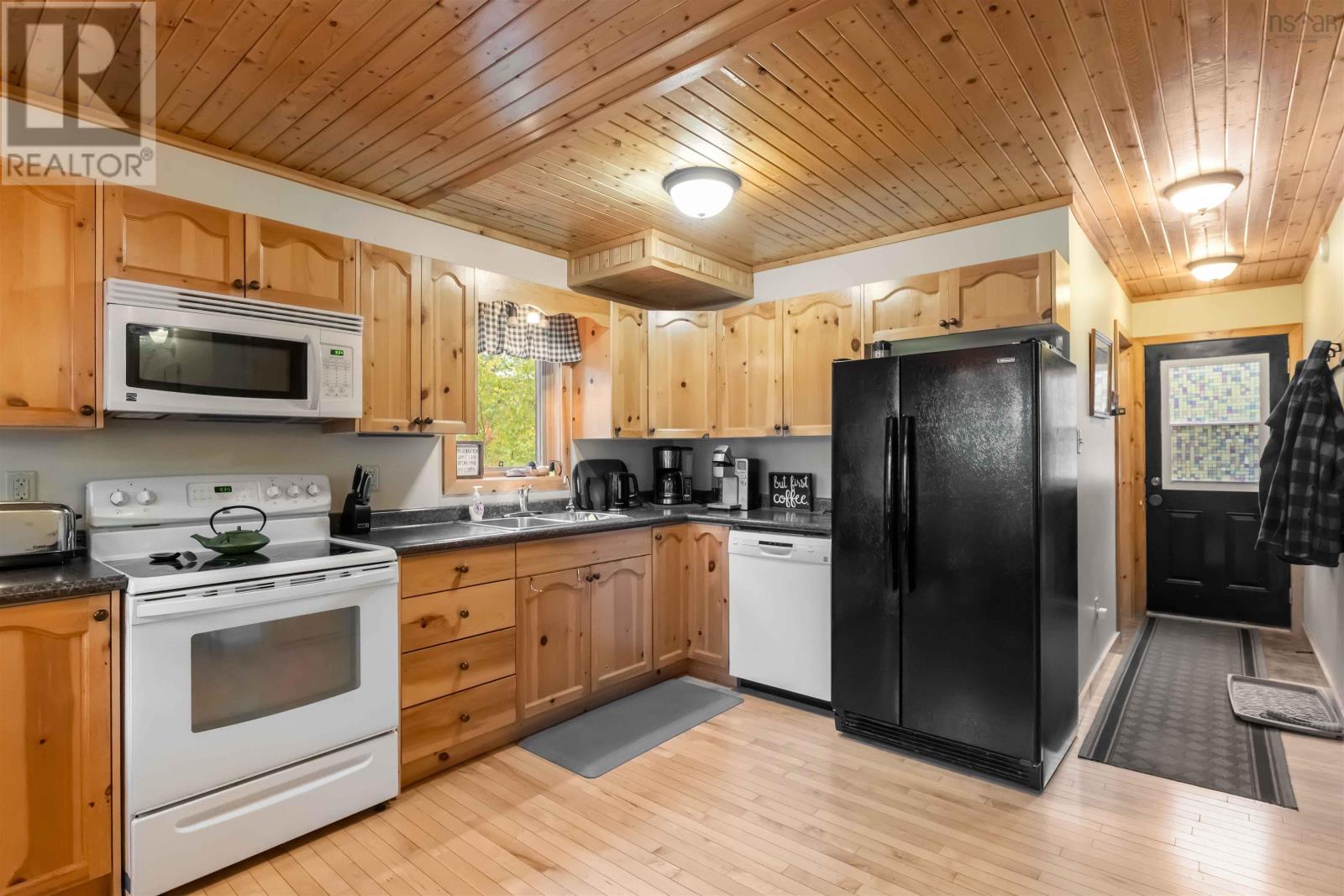 2 Sunshine Lane #59 Property Photo 9