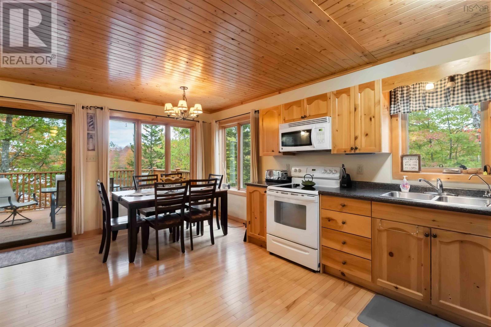 2 Sunshine Lane #59 Property Photo 11