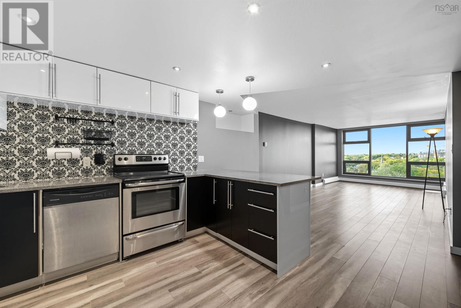 1101 6369 Coburg Road Property Photo 2