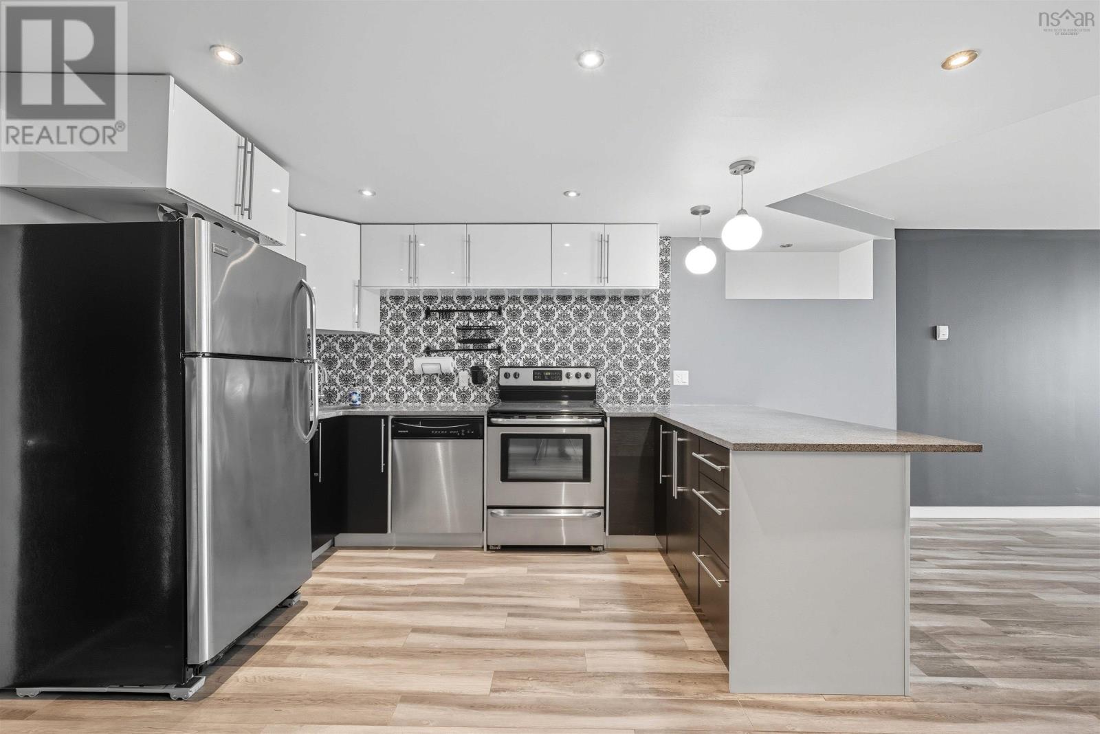 1101 6369 Coburg Road Property Photo 4