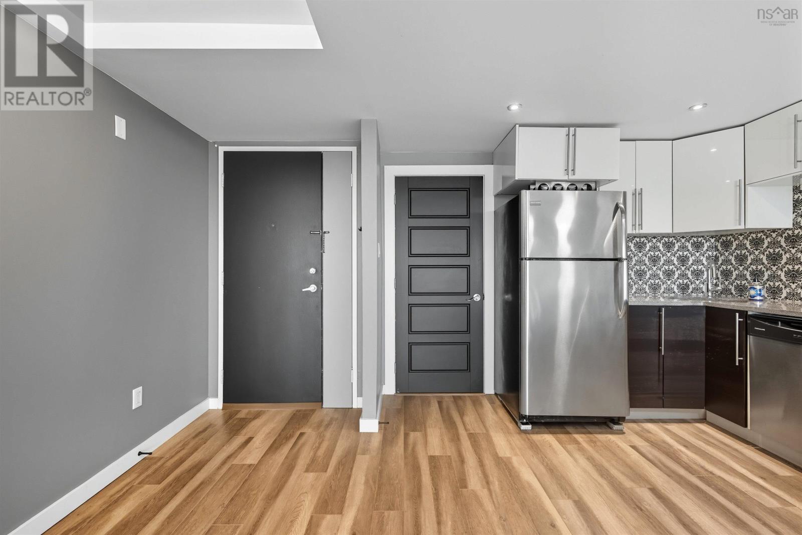 1101 6369 Coburg Road Property Photo 12