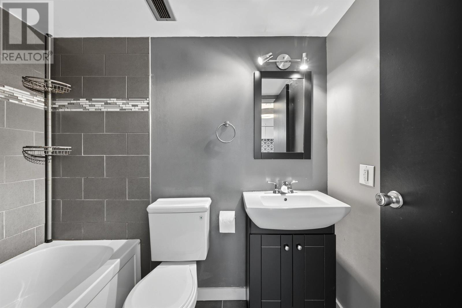 1101 6369 Coburg Road Property Photo 14