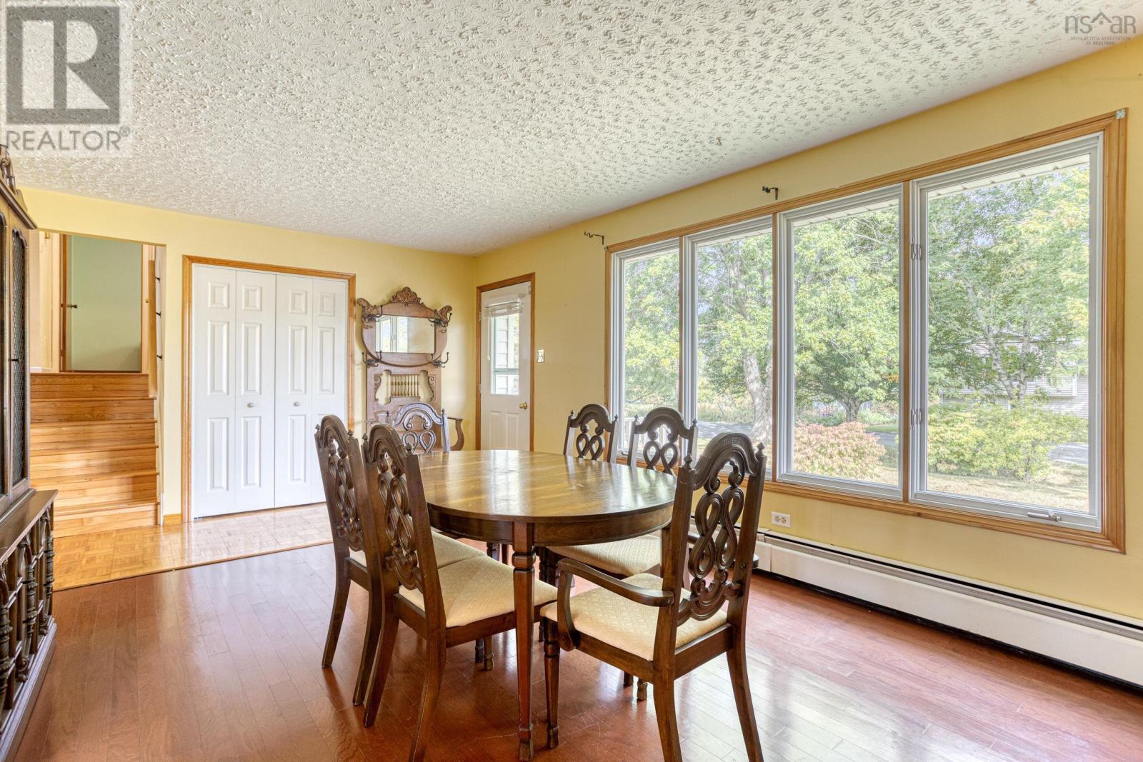 137 Tideview Drive Property Photo 5